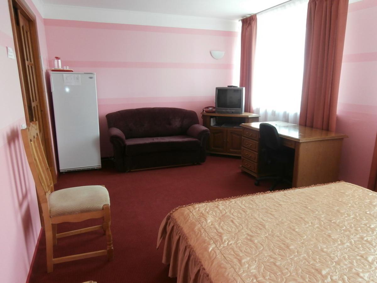 Hotel Muhavets Pruzhany Exterior foto